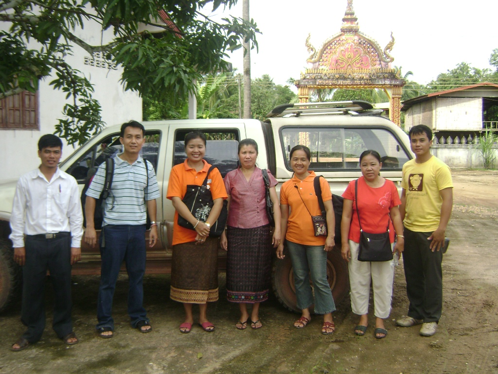 The JDR 3RD Laos Survey team (Yellow shirt: Mrs Khamta, Department of Animal Feed Production, National Animal Health Center (Research Assistant); Black T-shirt: Ms. P Lywan Vilayvanh, Technician, National Animal Health Center; White shirt – Mr. Dongkham - Vet. Technician, National Agriculture and Forestry Research Institute (Research Assistant) 